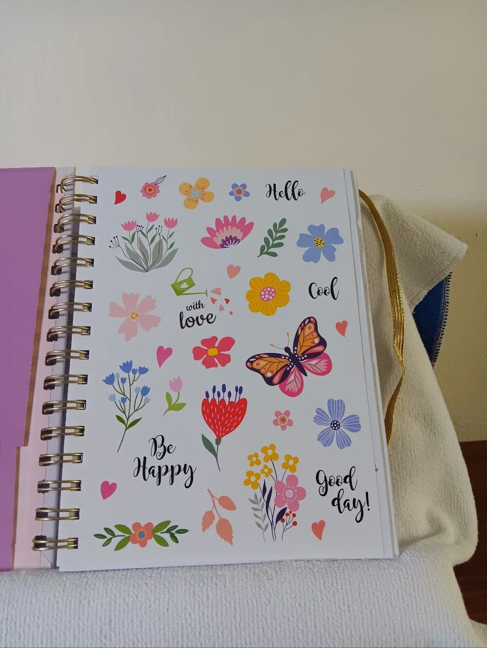 Reserved for @nessiebugs Lilagrace Floral Journal